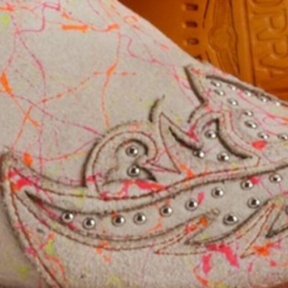 **CORRAL Overlay and Embroidery Western Boots with Studs and Crystals** - Picture 3 of 8